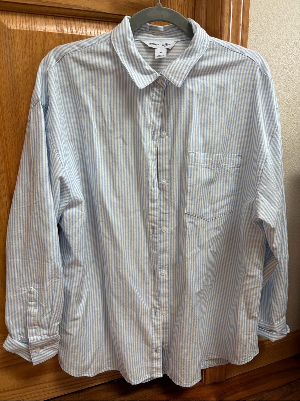 Old Navy Blue and White Striped Women’s Boyfriend Button-Down Shirt